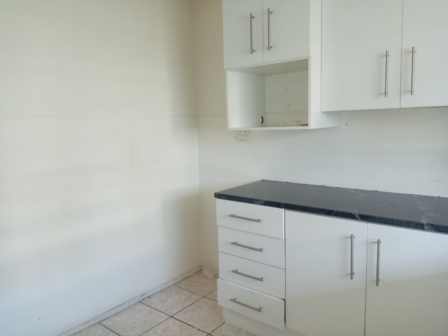2 Bedroom Property for Sale in Gelvan Park Eastern Cape